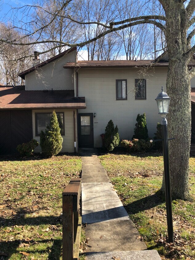 2203 Forest Acres Dr Unit 2203, Johnson City, TN 37604 Condo for Rent in Johnson City, TN
