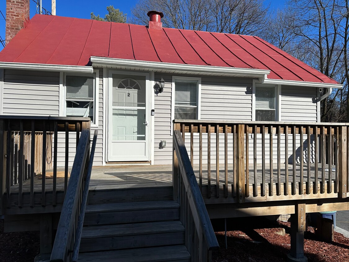 4 Milton Ave Unit 1, Highland, NY 12528 Apartments in Highland, NY