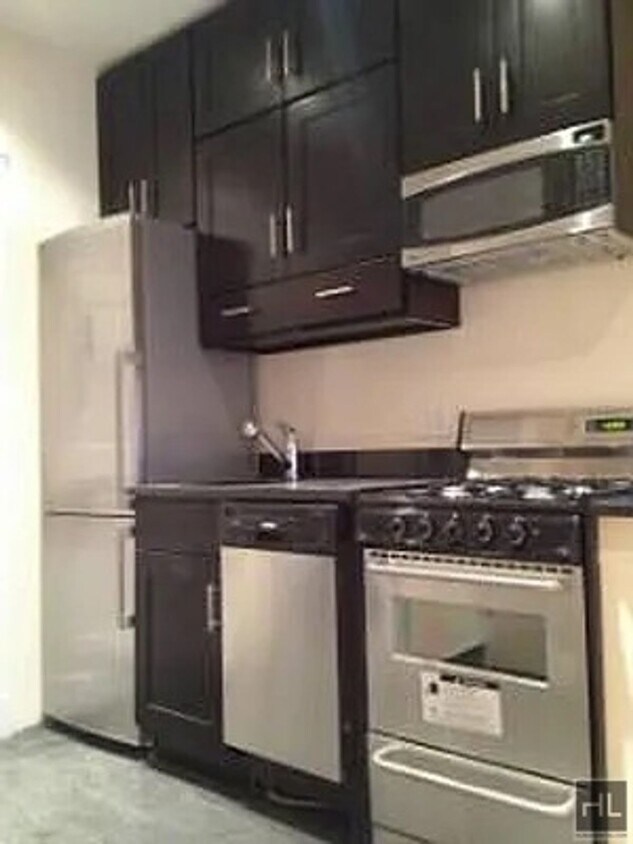 Foto del edificio - First Avenue