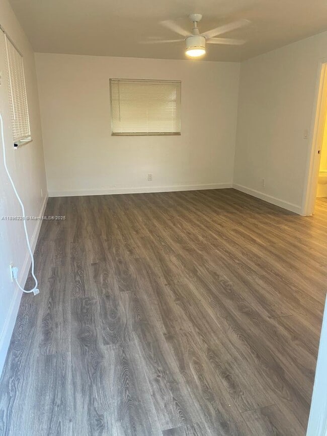 Foto del edificio - 126 SE 9th St
