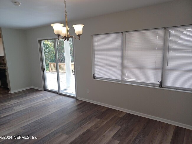 Foto del edificio - 5869 White Sands Rd
