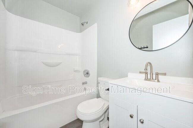 Foto del edificio - 15207 National Pike