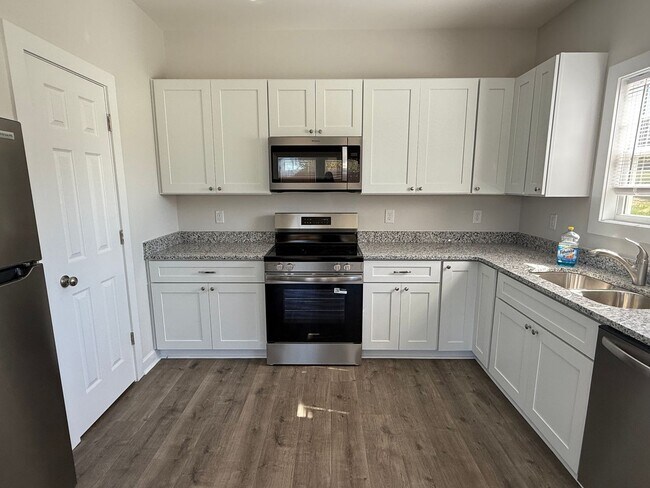 Foto del edificio - Three bedroom, 2 bath house in Graham