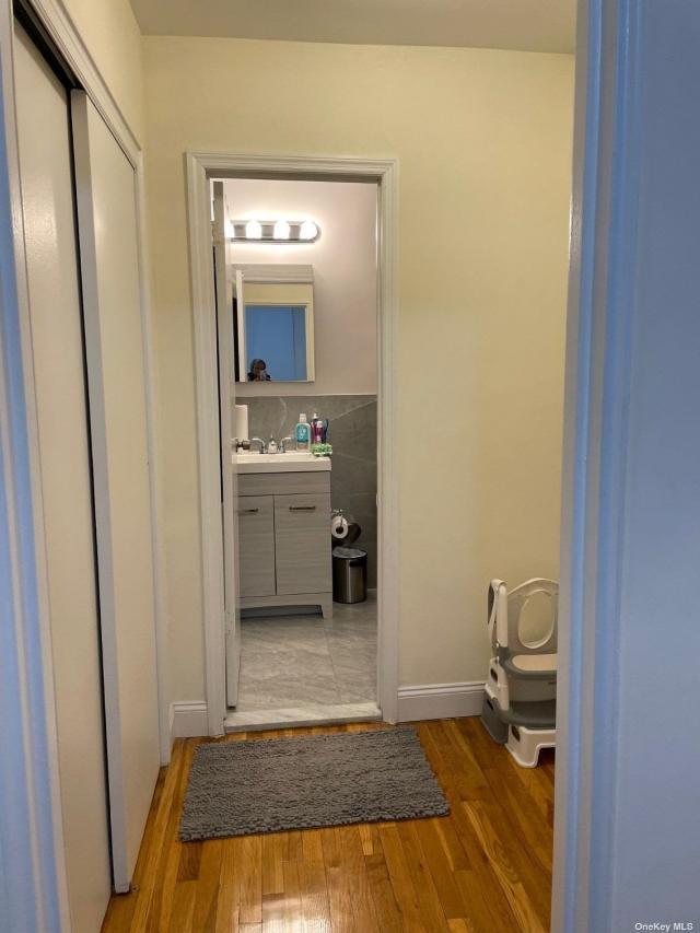 Foto del edificio - 1 bedroom in Forest Hills NY 11375