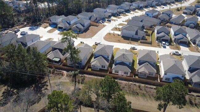 Foto del edificio - 8530 Blueberry Ash St