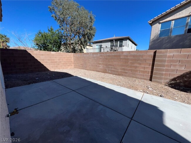 Foto del edificio - 10780 Valencia Hills St