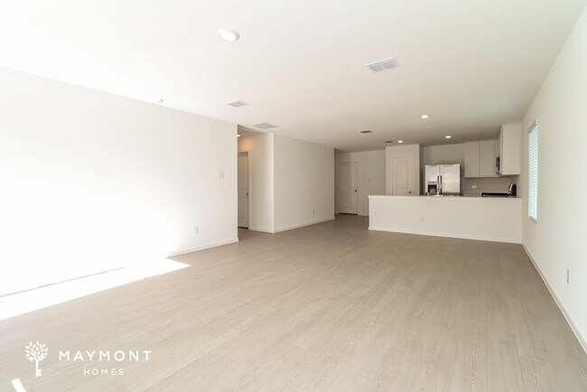 Building Photo - 3057 Titan Spgs Dr