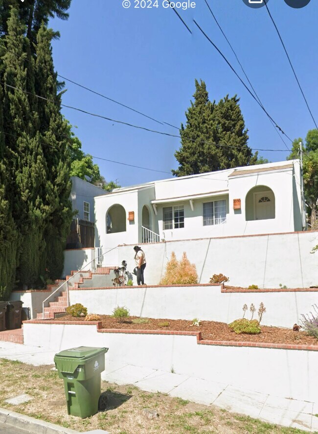 Foto del edificio - 3552 Sierra St