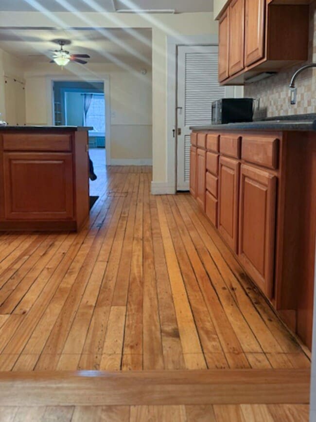 Foto del edificio - 30-32 Sherman St - Lakefront Living, Right in the Heart of Burlington