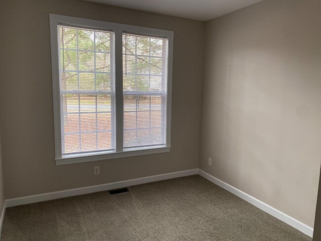 Building Photo - 7212 Deer Brook St