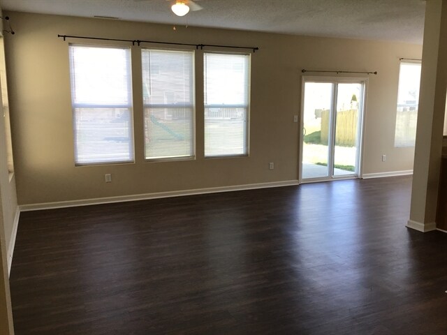 Building Photo - 12656 Wolf Run Road