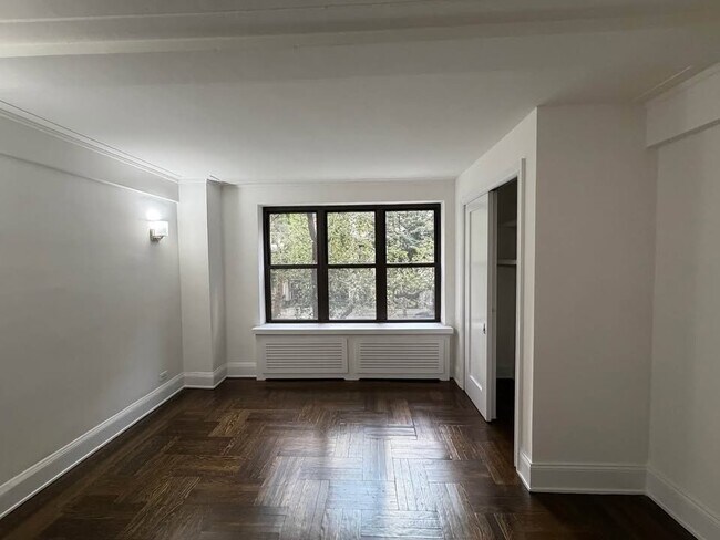 Foto del edificio - 137 E 38th St