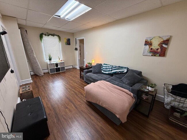 Building Photo - 2441 Perkiomen Ave