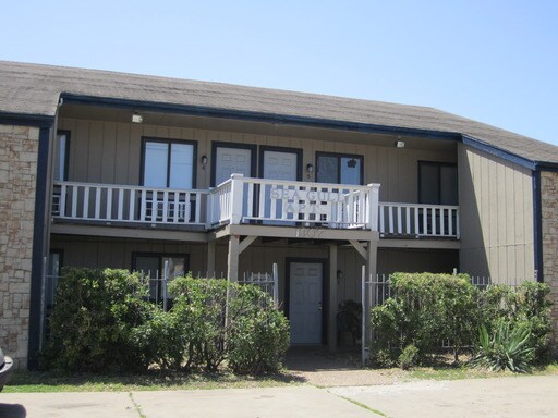 Building Photo - 2340 Murphy Dr