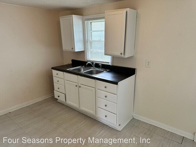 Building Photo - 2 br, 1 bath House - 210 Reid Street