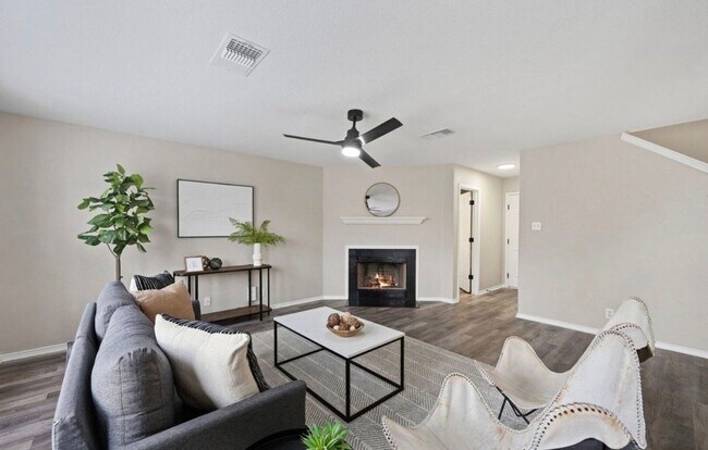 Building Photo - 10807 Indigo Creek