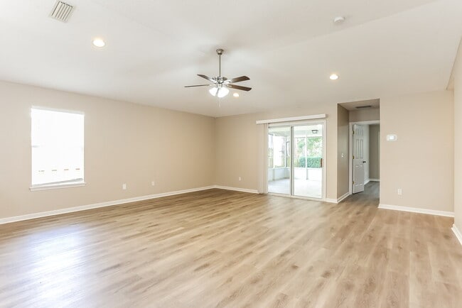 Foto del edificio - 1016 Beckingham Dr