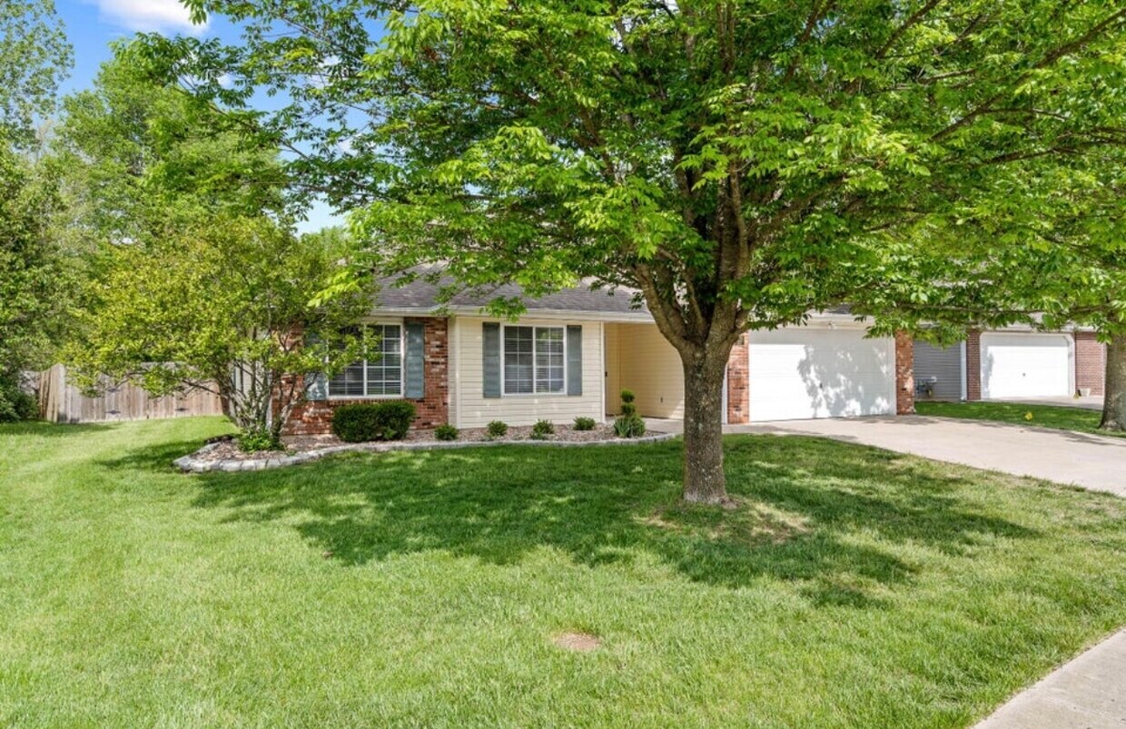 Foto principal - 2404 Lubbock Ct