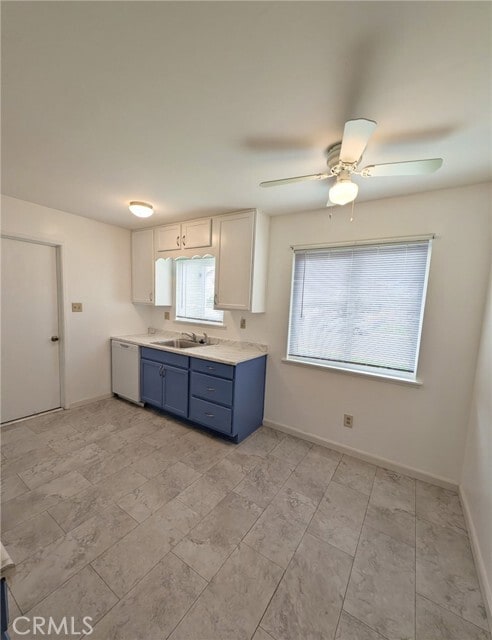 Foto del edificio - 877 Pearl Dr