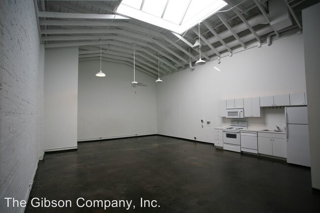 Building Photo - 4147 Commerce St