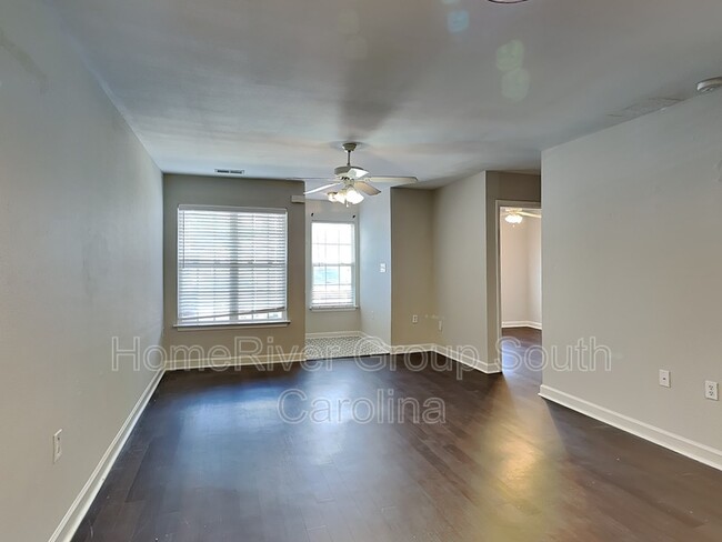 Building Photo - 2153 Pavilion Ct