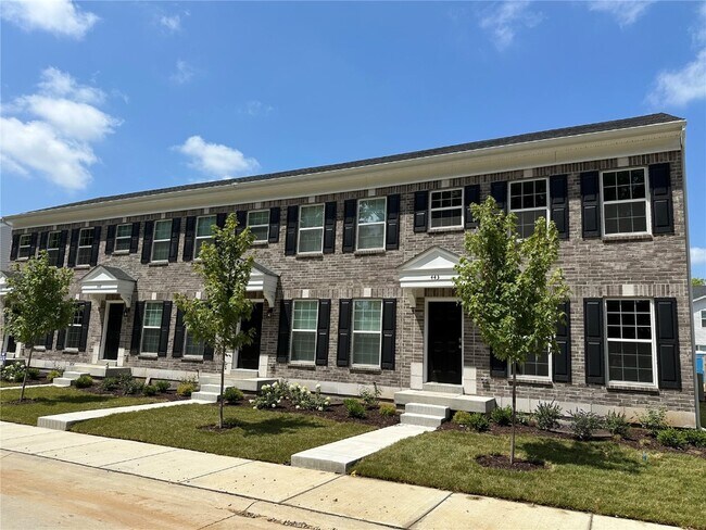 Foto del edificio - 443 Sunset Hollow Drive