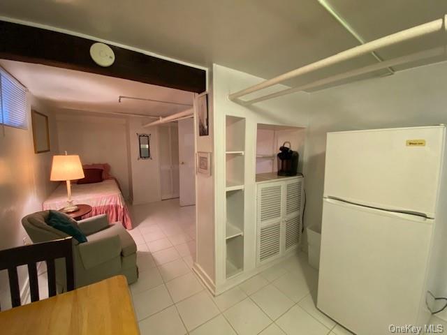 Foto del edificio - 274 Maple Rd
