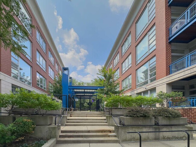 Foto del edificio - 1151 W Washington Blvd