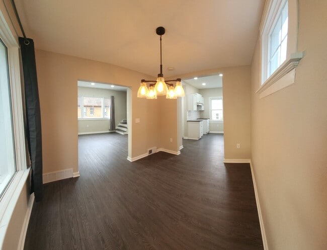 Building Photo - 4617 N 37th St