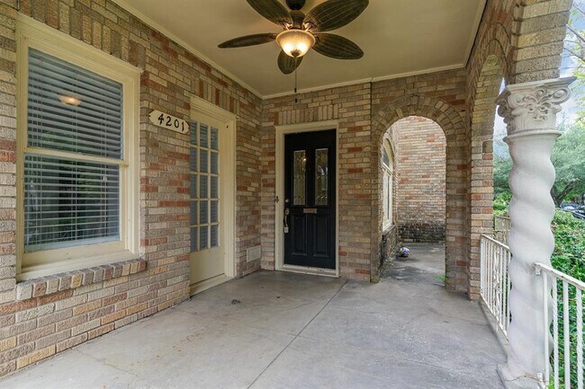 Building Photo - 4201 Normandy Ave