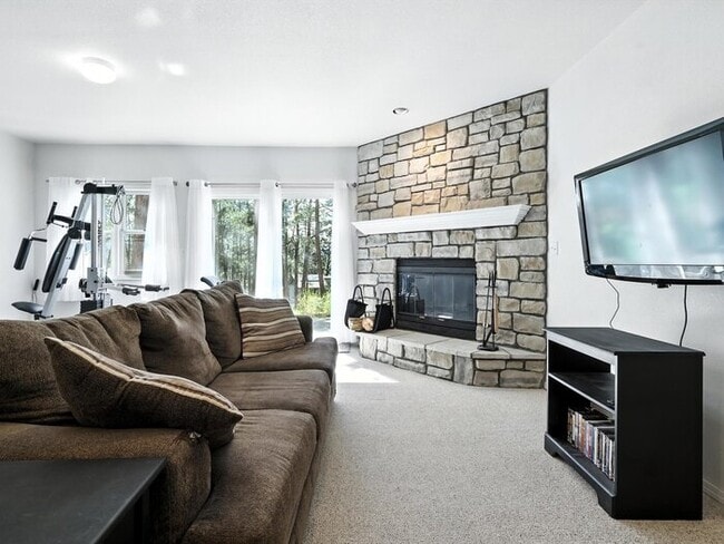 Foto del edificio - 18370 Lazy Summer Way