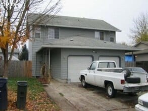 Building Photo - 4653 Aster St
