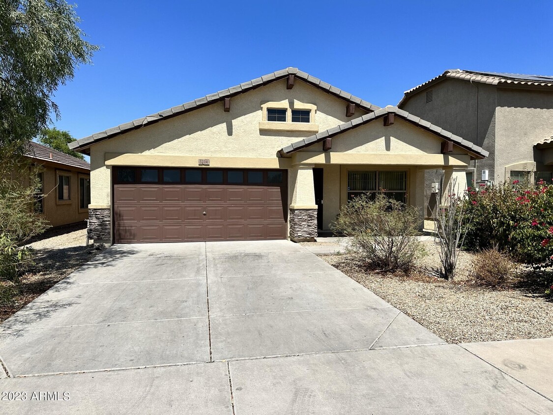 Foto principal - 3214 W Alta Vista Rd