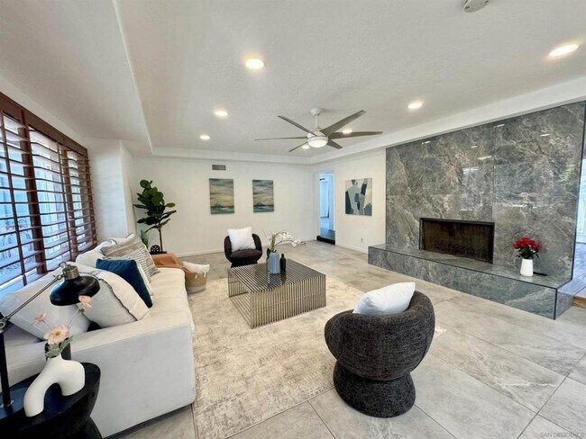 Foto del edificio - 1658 Bartram Way