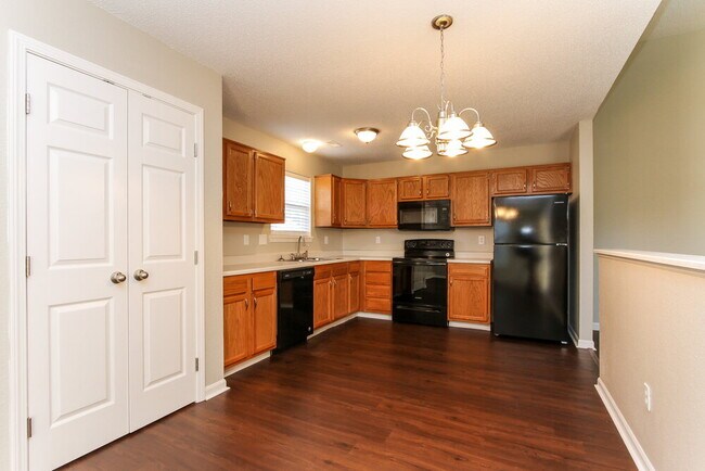 Foto del edificio - 4052 Caddy Way