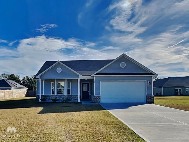 Building Photo - 121 Dasher Dr
