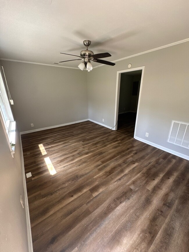 Foto del edificio - 920 N Monroe Ave