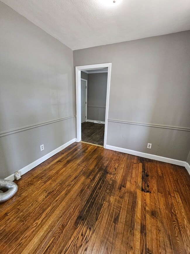 Foto del edificio - 2 BR off Nathan Hunt