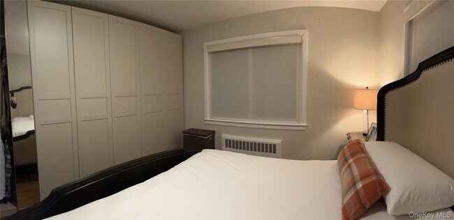 Foto del edificio - 8 Blackford Ave