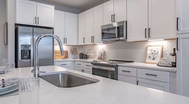 Photo - 6 Weeks Free + $500 GC—Reduced Rates! Apartment