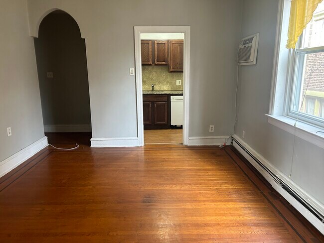 Building Photo - 4537 Osage Ave