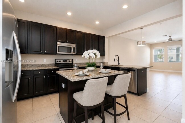 Building Photo - 2709 SW 119th Way