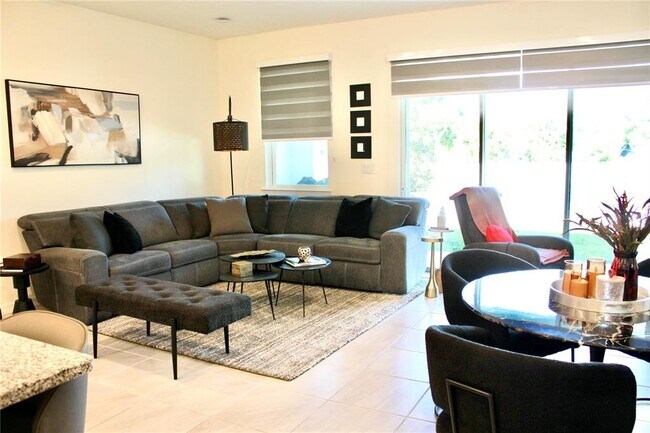 Foto del edificio - 4461 Small Creek Rd