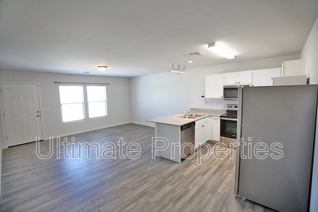 Building Photo - 478 Cahan Dr