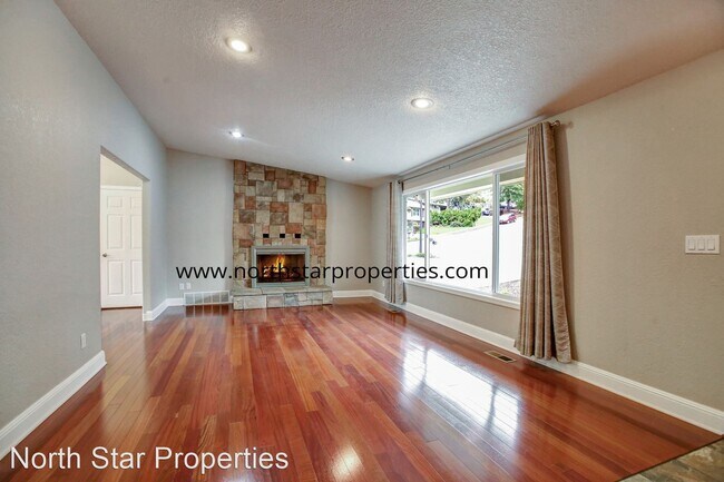 Building Photo - 4 br, 3 bath House - 2592 Limerick Ln
