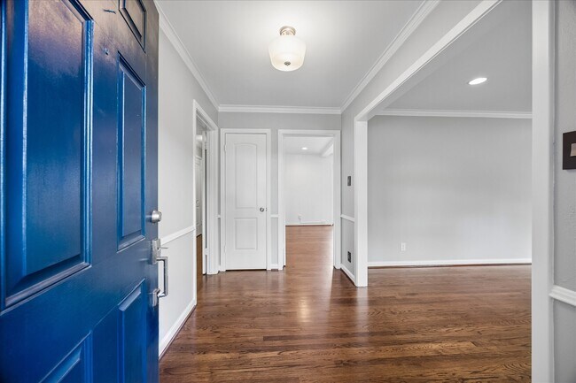 Foto del edificio - 9310 Woodmeadow St