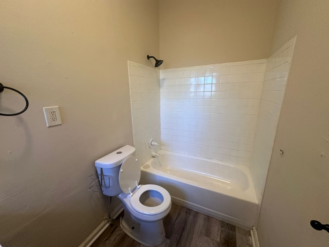 Foto del edificio - 1712 Oregon Pl