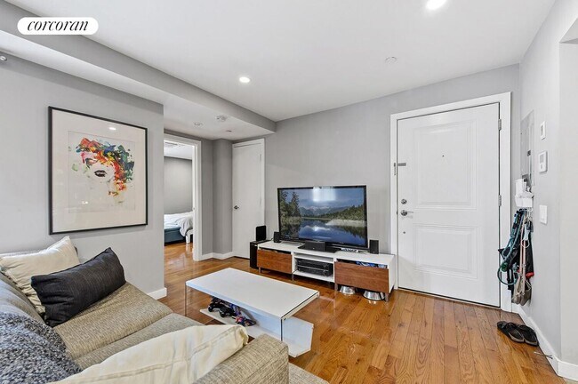 Foto del edificio - 21-14 33rd St