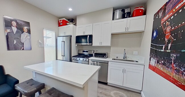 Foto del edificio - 5162-5166 Ewing St.