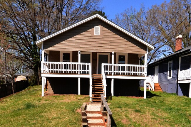 Foto del edificio - Charming One Bedroom Duplex